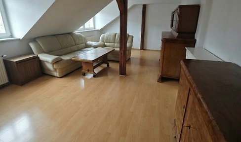 2-Raumwohnung/Dachgeschoss 520 EUR Warm/ 60 qm Grundfläche