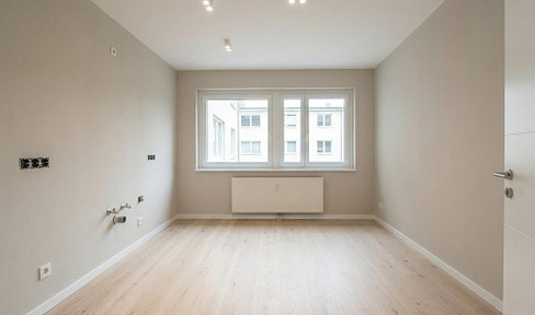 FIRST OCCUPANCY AFTER RENOVATION – Quiet 3.5-room apartment in 1060 | NO COMMISSION FEES.