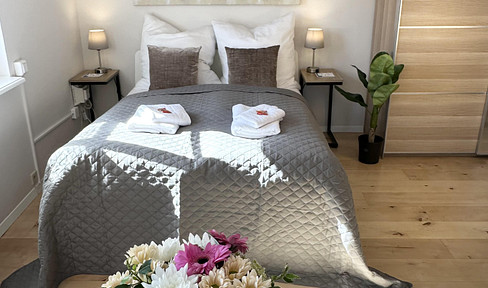 Bright, fully furnished 2-room apartment in the heart of Stuttgart-Plieningen.