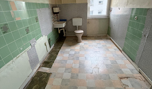 5 Monate keine Miete! Sanierungsbedürftige 3 Zimmer Wohnung zum selbst renovieren!