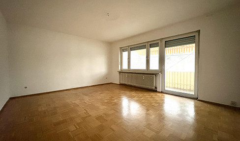 Bright 3-room apartment with great potential, located in Ingolstadt.