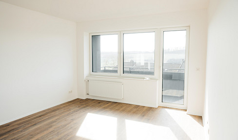 Forget renting: Your dream 2-room apartment, starting from just €584 per month! Renovated to KfW-55 standards and with no agency fees.