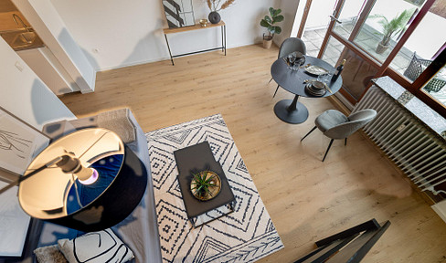 Beautiful, newly renovated penthouse apartment in Passau, located on Grubweg.