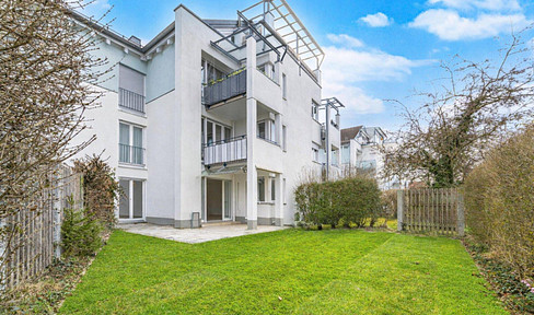 Reserved! Garden Apartment: Accessible 3-room apartment with a natural stone terrace and underground parking space, built in 1994.