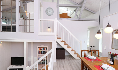 2-room loft - Live where others go on vacation.