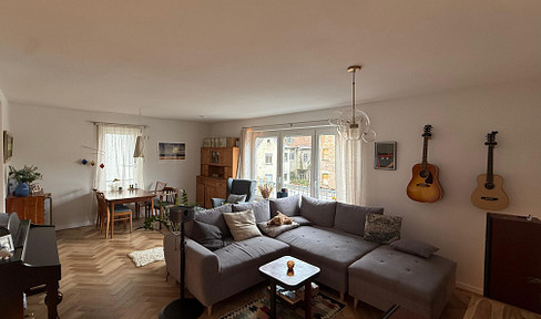 Stylish living in the city center of Neu-Ulm – Light, location, and quality of life.
