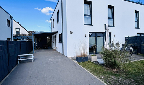 Modern semi-detached house in Isernhagen, Lower Saxony.
