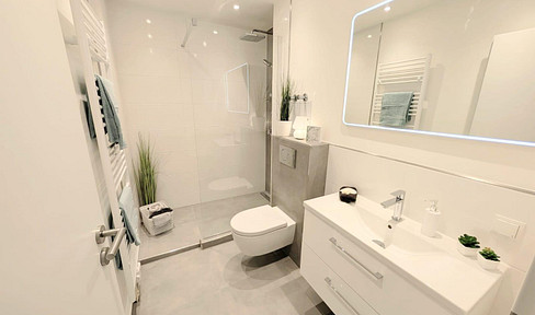 RENT-FREE | 4.7% gross yield | First occupancy after complete renovation | immediately rentable.