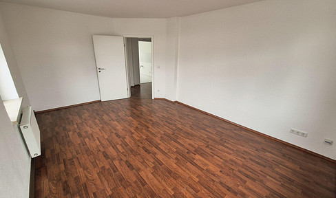 Leerstehend & provisionsfrei: Gepflegte 62m² Eigentumswohnung in Bautzen