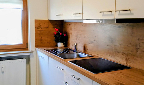 Attractive 3-room apartment with balcony and fitted kitchen (near Koblenz, Neuwied).