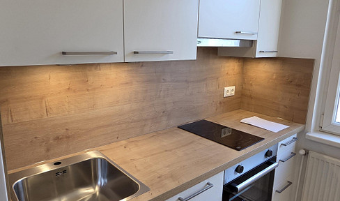 Bright, 1.5-room apartment with a quiet courtyard location / First occupancy after renovation.