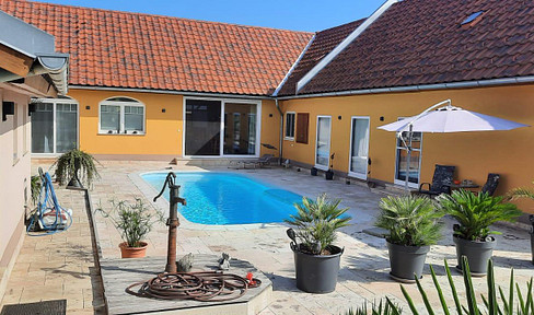 Riding stable! Experience a vacation feeling and freedom every day.