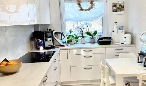 Moderne 4 Zimmer Erdgeschoss Wohnung