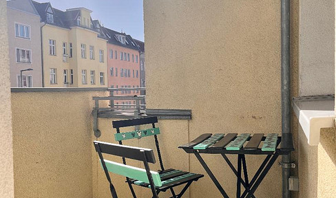 Hübsche, freie möblierte 2 Zi-Wohnung mit Balkon in Berlin Friedenau