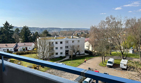 Modernisierte 3-Zi.-Wohnung mit Balkon & Stellplatz in Göppingen