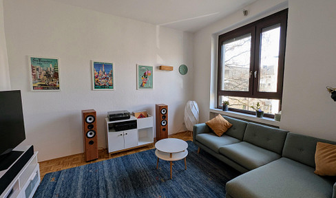 Eigentumswohnung im Gründerzeithaus – 4 Zimmer, Loggia, 101 m² | Essen-Frohnhausen