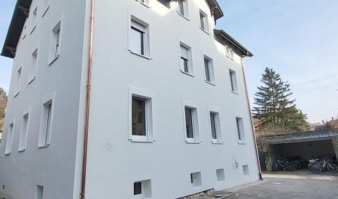 Room for rent in a shared apartment (WG) for two people – Quiet and central location in a courtyard, on Keplerstraße.