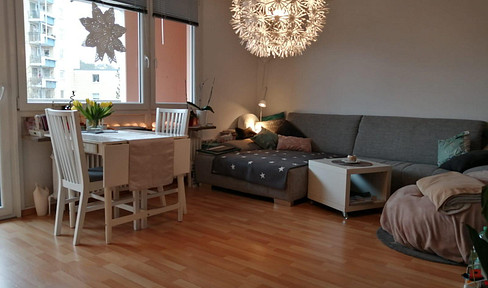 Stein - Deutenbach: Excellent 2-room apartment with 2 balconies.