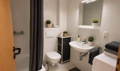 Charming 2-room apartment with included underground parking available for rent in the Riemke district.