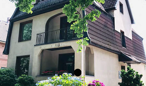 Attention, tradespeople: 1-room apartment in Hamburg-Niendorf with potential.
