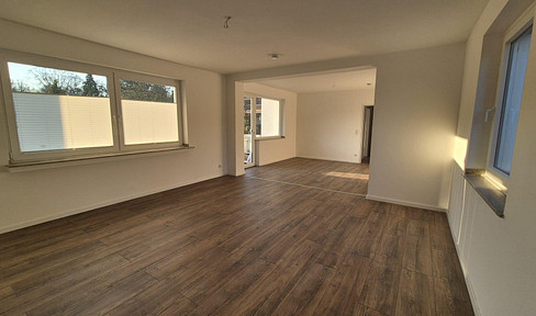 Modernized 3.5-room apartment with a new bathroom and new windows.