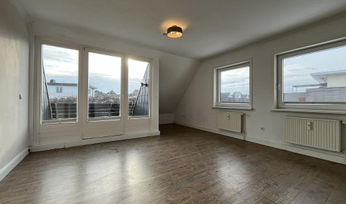 Beautiful apartment near the beach - where the rhythm of the sea sets the pace.