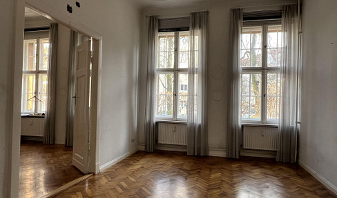Grüne Insel mitten in Wilmersdorf: Charmante 4-Zimmer-Altbauwohnung