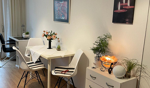 Furnished 1-room apartment, 46 square meters, with a sleeping alcove and a balcony.