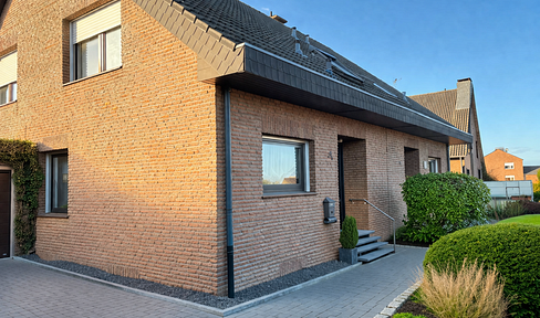 Reserviert OH - Privatverkauf !!! Schöne DHH nähe Kleve