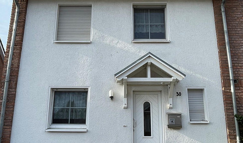 Well-maintained detached house.