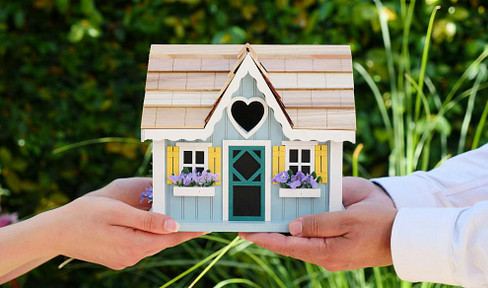 Bright, 4.5-room apartment. Balcony. 2 elevators.