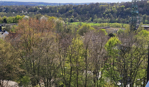 Excellent view! E.-Überruhr, bright 57 m², unfurnished, from a private owner.