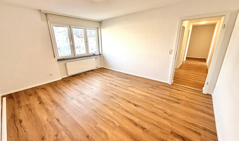 First occupancy after renovation: 3-room apartment with balcony, 5 minutes from Rheinfelden train station.