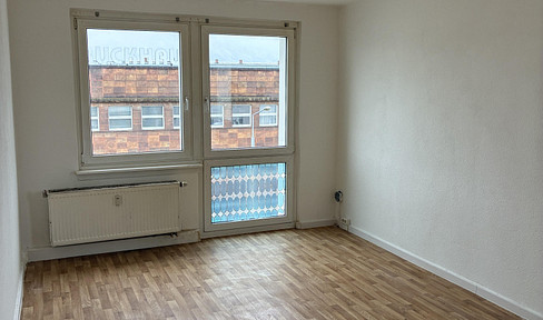 Helle, zentrumsnahe Wohnung mit Wannenbad