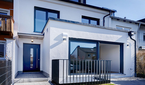 Townhouse in München-Sendling mit Terrasse und kleinem Garten (Neubau in Bestand)