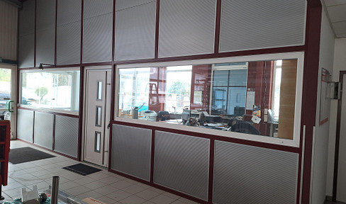 Gewerbe Halle in Zell- Barl