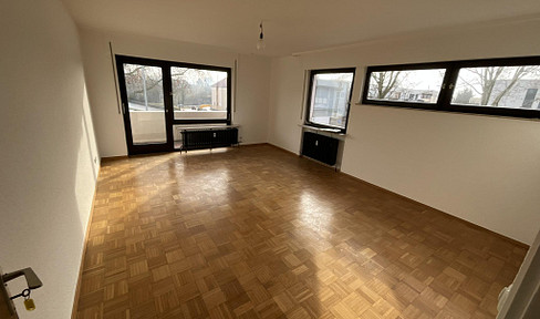 2.5-room apartment with fitted kitchen and balcony, located in a central area of Böckingen!