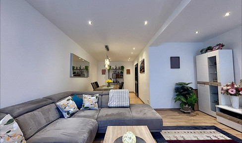 Townhouse - Detached house in Krefeld-Hüls with a garden and courtyard.