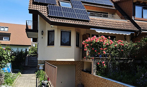 Ein Traumhaus für die Großfamilie in begehrter und ruhige Lage von Ebringen!