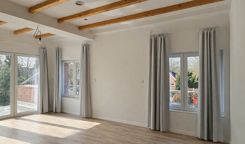 Frisch renovierte, lichtdurchflutete 94 m² I 3 Zimmer I Balkon I Schnelsener Märchenviertel