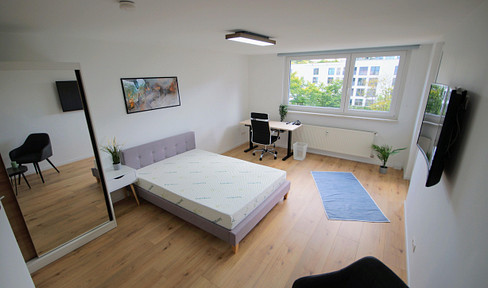 Shared apartment: 3-person flat, furnished, completely renovated.