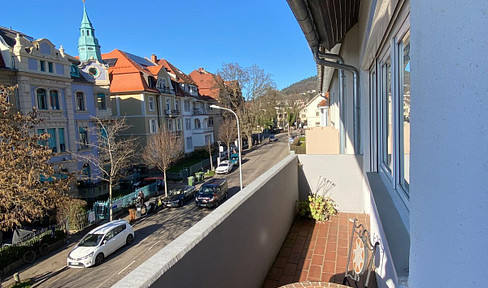 Stilvolle 3-Zimmer-Wohnung **bezugsfrei** in Herdern