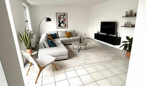 Frisch renovierte 4-Zimmer-Wohnung mit Balkon & Stellplätzen