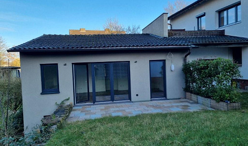 Renovated maisonette apartment for rent.