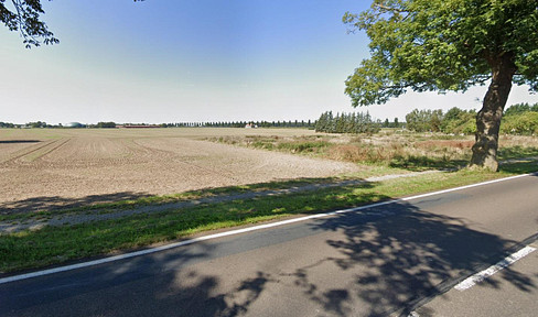 For sale by owner: A well-located building plot, not far from Greifswald, Stralsund, and the Baltic Sea! No agent fees!