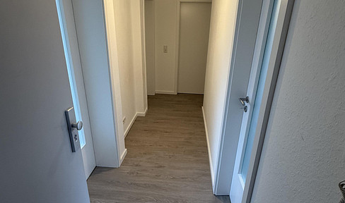 Erstbezug nach Kernsanierung: 3-Zimmer Wohnung mit Balkon