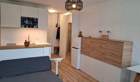 Bright, fully furnished one-bedroom apartment – available after complete renovation.