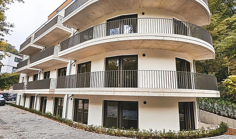 Modern 3-room apartment with 2 balconies and a parking space in Marburg.