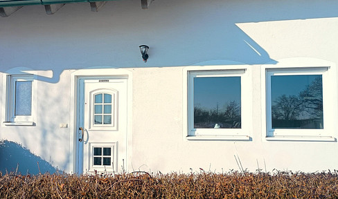 Well-maintained semi-detached house in a beautiful location – ideal for families or investors.