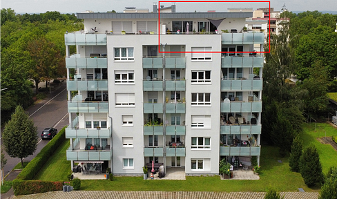 PENTHOUSE: Neuwertige 4,5-Zimmer-Wohnung mit gehobener Ausstattung und großer Dachterrasse